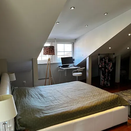 Cosy In The Heart Of Old Town In *