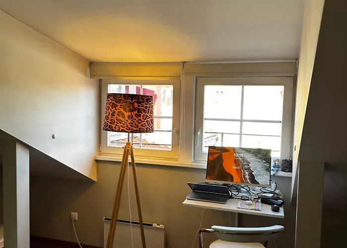 Cosy In The Heart Of Old Town In *